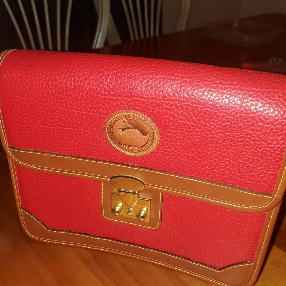 Dooney & bourke leather crossbody purse